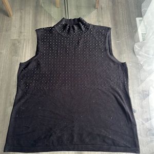 Women’s top size XL